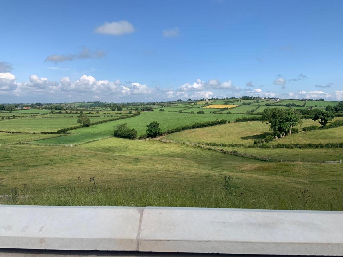 Gracey'S Hillside Lodge Ballyward Екстер'єр фото